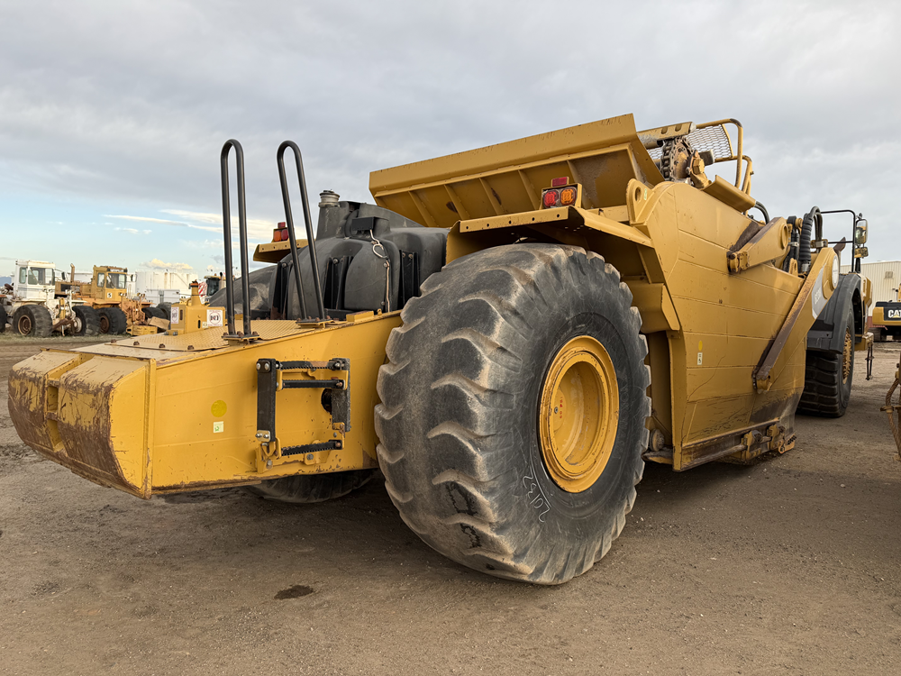 2012 Caterpillar 623H Scrapers - Image 3