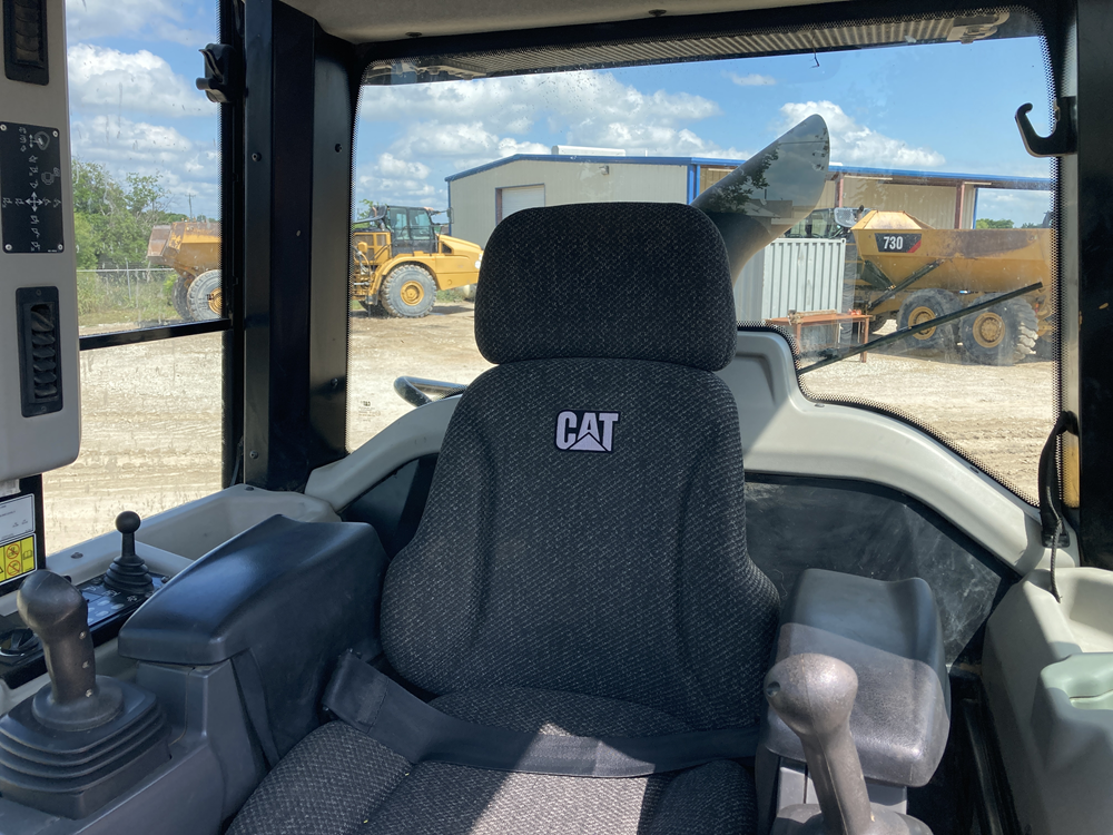 2018 Caterpillar 963K Track Loaders - Image 8