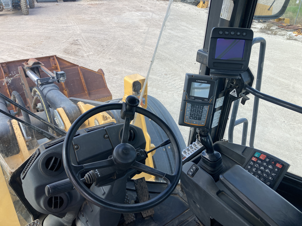 2019 Deere 844K Wheel Loaders - Image 6