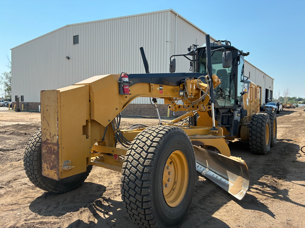 2015 Caterpillar 140M3 Motor Graders - Image 4