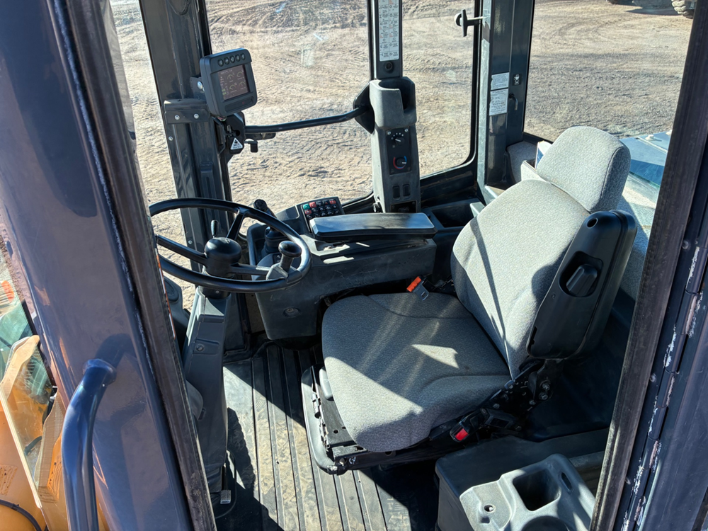 2018 Deere 644K Wheel Loaders - Image 11