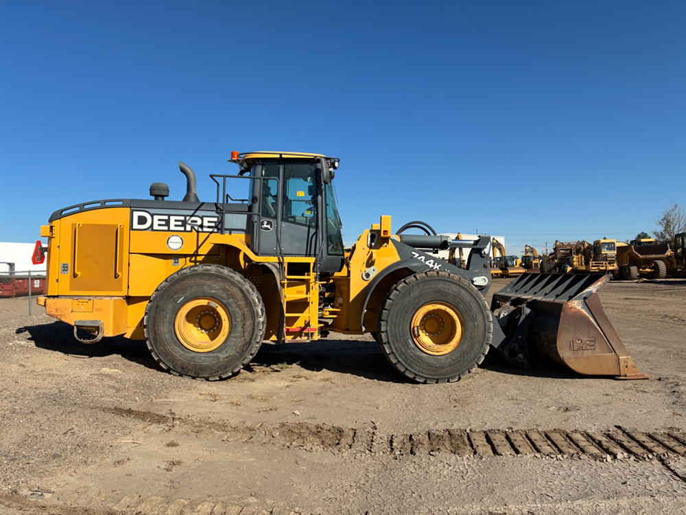 2016 Deere 744K II Wheel Loaders - Image 4