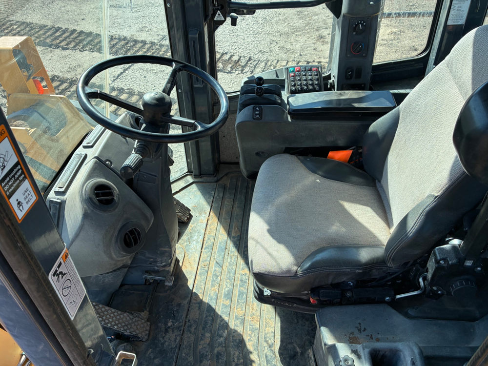 2016 Deere 744K II Wheel Loaders - Image 11
