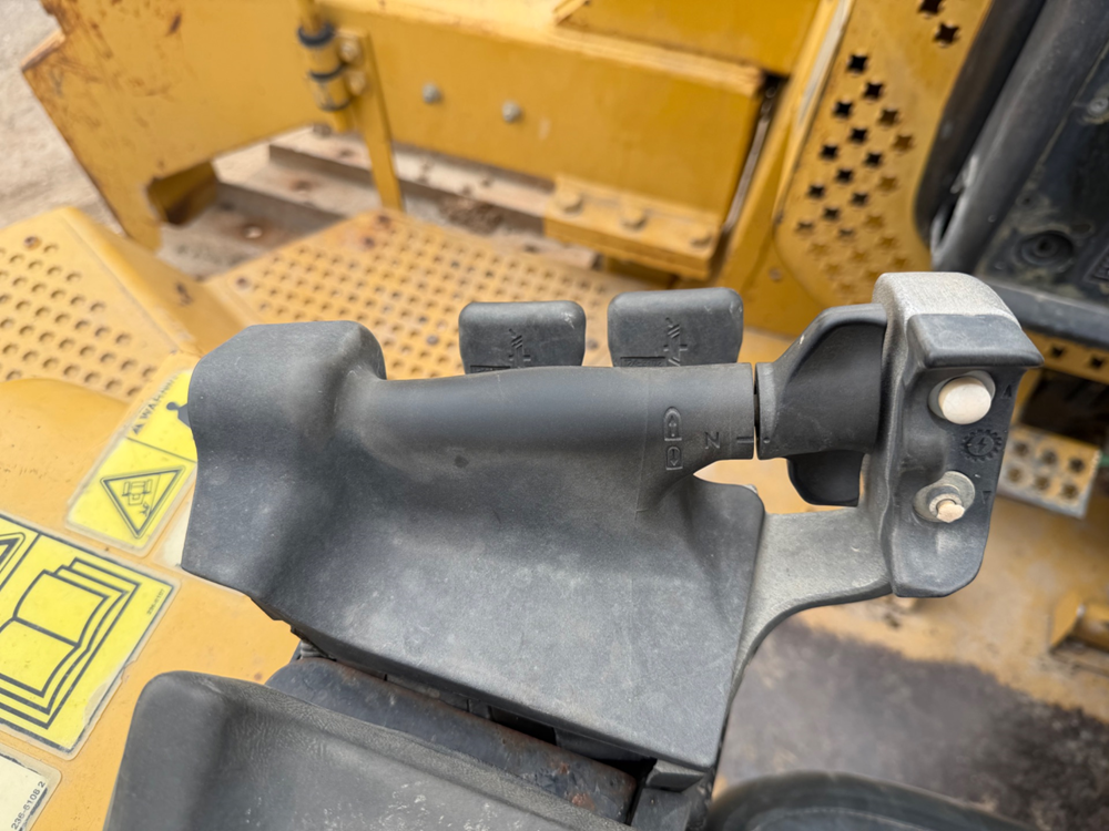 2007 Caterpillar 561N Pipelayers - Image 15